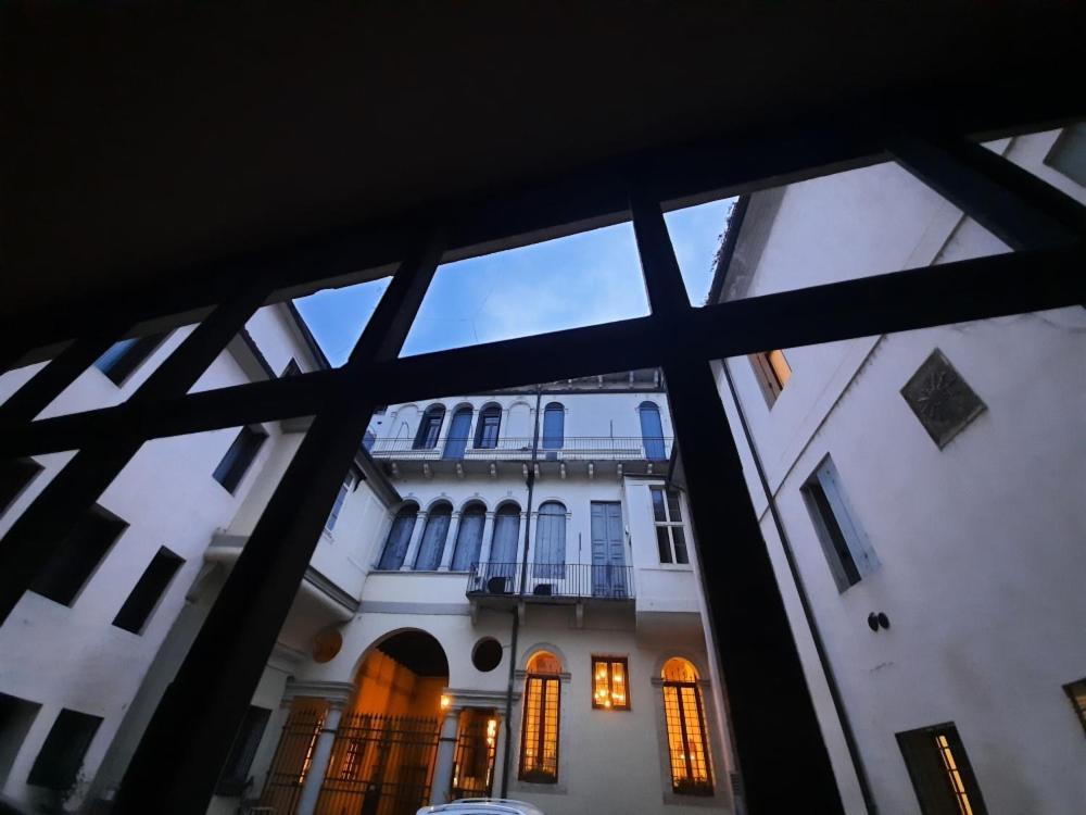 Ferienwohnung Mini Contra' Dei Servi - Vicenza Exterior foto